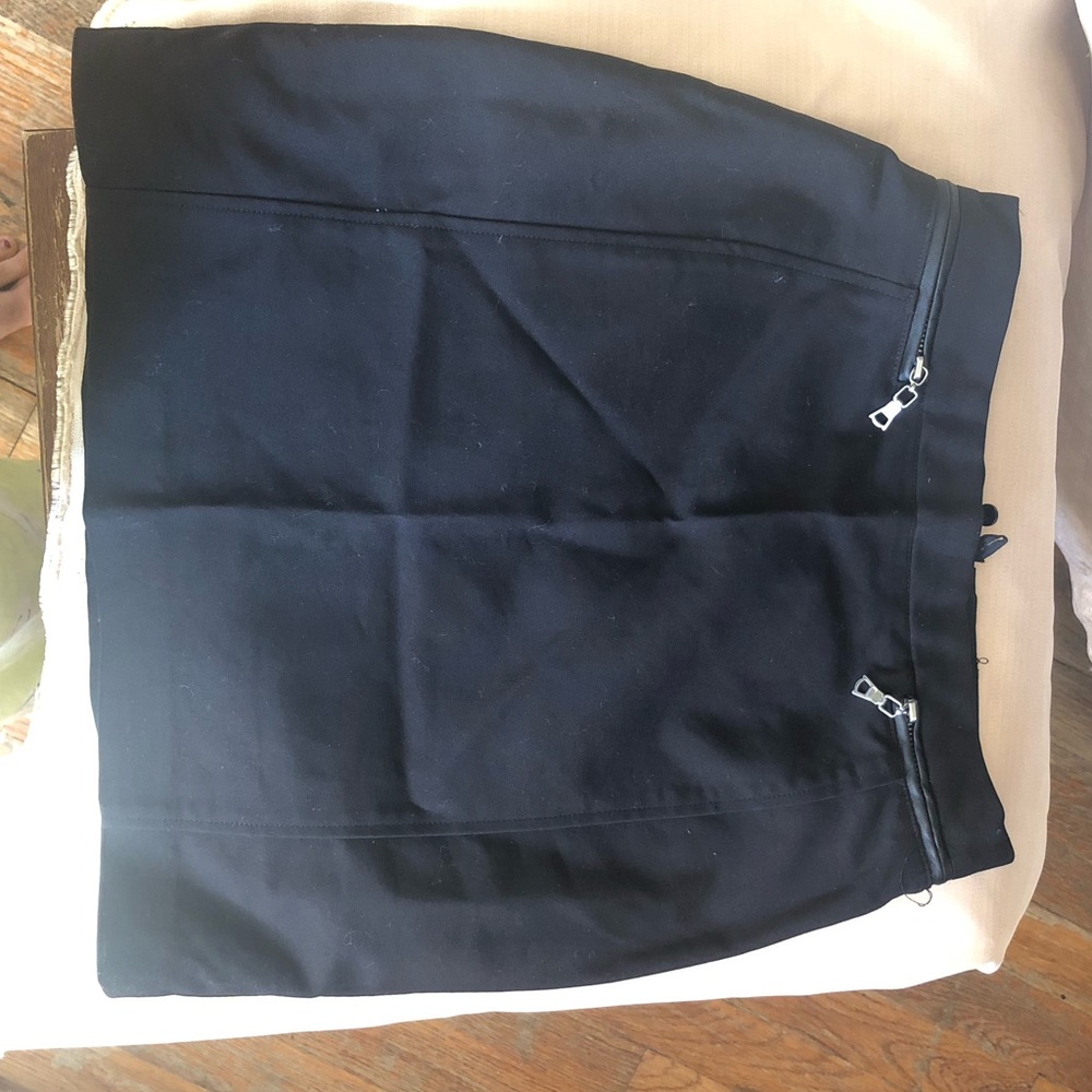 Cotton skirt with 2 zippers must bundle